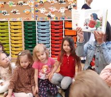 Przedpołudnie z książką w ochronce