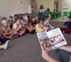 Z książką do przedszkola wybrała się Filia1