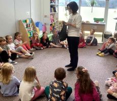 Z książką do przedszkola - Obudziła się jesień....