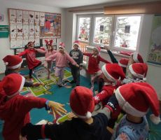 „ZIELONY POTWÓR”