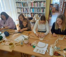 Warsztaty wyplatania makram w Tyliczu