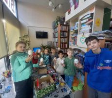 ZAJĘCIA KREATYWNE W BIBLIOTECE NA ŹRÓDLANEJ