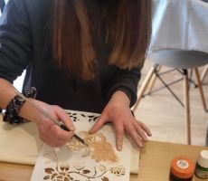 Skrzydła dla mamy – warsztaty customizacji