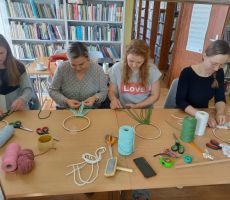 Warsztaty wyplatania makram w Tyliczu