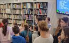 Mili goście w bibliotece  z Polnej koło Stróż