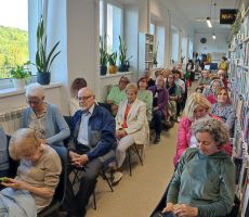 Mówiąc językami - spotkanie z Michałem Rusinkiem w klubie DKK