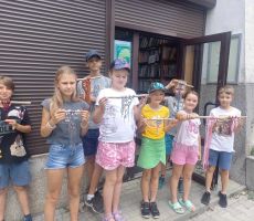 ZAJĘCIA WAKACYJNE NA ŹRÓDLANEJ