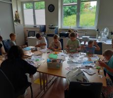 „Zaczarowany ołówek” - Wakacje w filii na Źródlanej