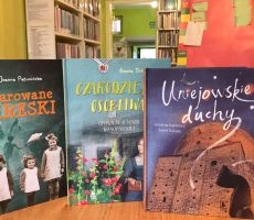 Ilustratorka Magdalena Pilch na warsztatach w Filii na Czarnym Potoku