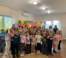 Grzegorz Kasdepke w bibliotece w Bereście