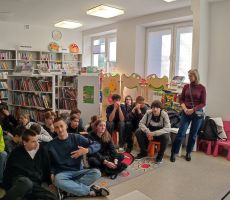 Młodzież z Tylicza z wizytą w naszej bibliotece