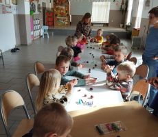 Zabawy z kasztanami w Tyliczu