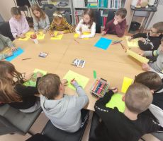 Dzień pełen uśmiechów w naszej bibliotece! 🙂🙂