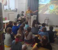 Zajęcia czytelnicze dla dzieci.