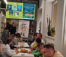 Pani Małgorzata Flis - dzisiejszy gość naszej biblioteki