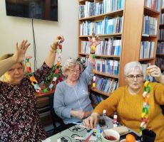 ŚRODA Z PASJAMI W BIBLIOTECE NA ŹRÓDLANEJ