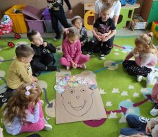 „Nie chcę mieć kręconych włosów”