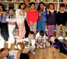 Kolorowe Ferie z Biblioteką – podróż do serca Afryki