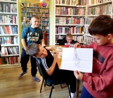 Kolorowe ferie w filii na Czarnym Potoku