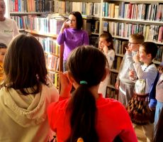 Kolorowe Ferie z Biblioteką – podróż do serca Afryki