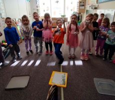 Z książką do przedszkola - Zimowe zabawy