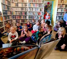 Tajemnice bibliotekarza - zajęcia czytelnicze w filii 1