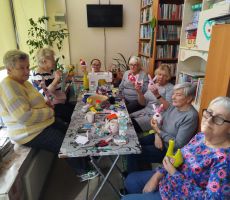 ŚRODY Z PASJAMI W BIBLIOTECE NA ŹRÓDLANEJ