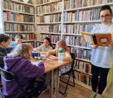 8 marca w bibliotece na Czarnym Potoku