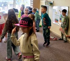 Z książką do przedszkola - międzynarodowy Dzień Tańca