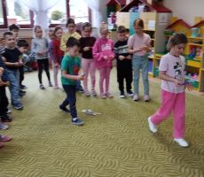 Dzień Kolorowej Skarpety i DKK w Tyliczu