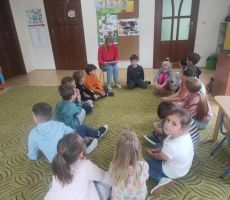 Spotkanie z książką i sercem – Dzień Mamy w Dyskusyjnym Klubie Książki!