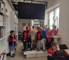 Dziś w bibliotece wyjątkowo sportowo i… bardzo wesoło!