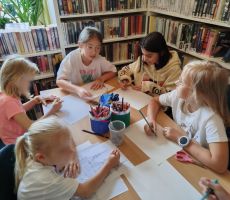 Bajka o Nikiforze - wakacyjne zajęcia w Filii na Czarnym Potoku