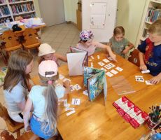 Wyprawa do lasu z Żubrem Pompikiem