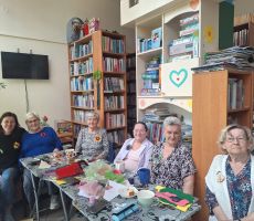 ŚRODA Z PASJAMI W BIBLIOTECE NA ŹRÓDLANEJ