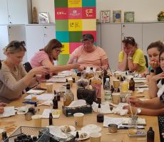 Magia ziół w bibliotece – tworzymy naturalne kosmetyki!