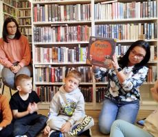 Wesoła jesień - przedszkolaki w Filii na Czarnym Potoku