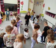 Magiczna skrzynia pełna książkowych niespodzianek!