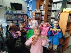 Feryjne zajęcia walentynkowe w Bibliotece na Źródlanej