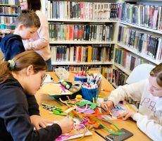 Kolorowe ferie w filii na Czarnym Potoku