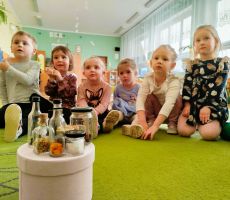 Maraton sensoryczno - czytelniczy dla przedszkolaków