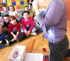 Maraton sensoryczno - czytelniczy dla przedszkolaków