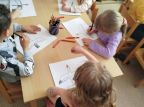 Zajęcia wiosenne w przedszkolu Montessorii