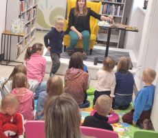 Majowe świętowanie z biblioteką