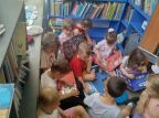 Zajęcia biblioteczne dla przedszkolaków z Piątki